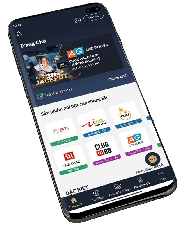 Người chơi sử dụng điện thoại để đặt cược xổ số trực tuyến trên Vip777 Chính Thức